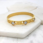 Load image into Gallery viewer, Chrysalini Small 3 Clover Bangle- EB6071
