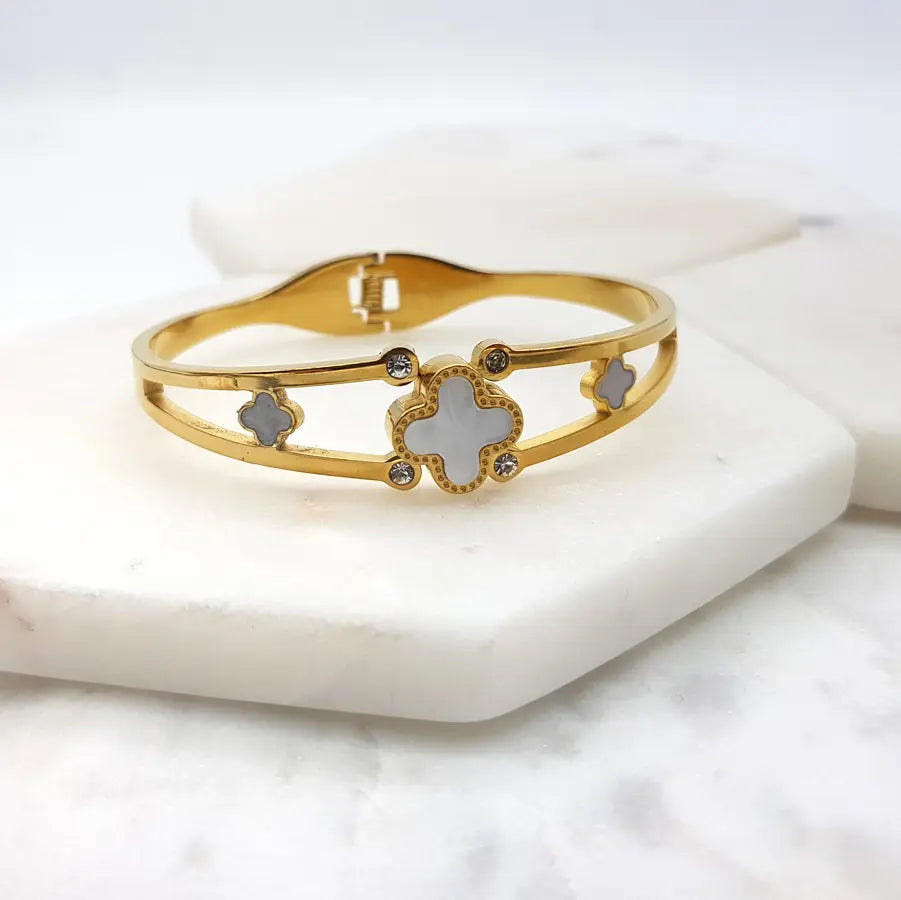 Chrysalini 3 Clover Bangle- EB6072