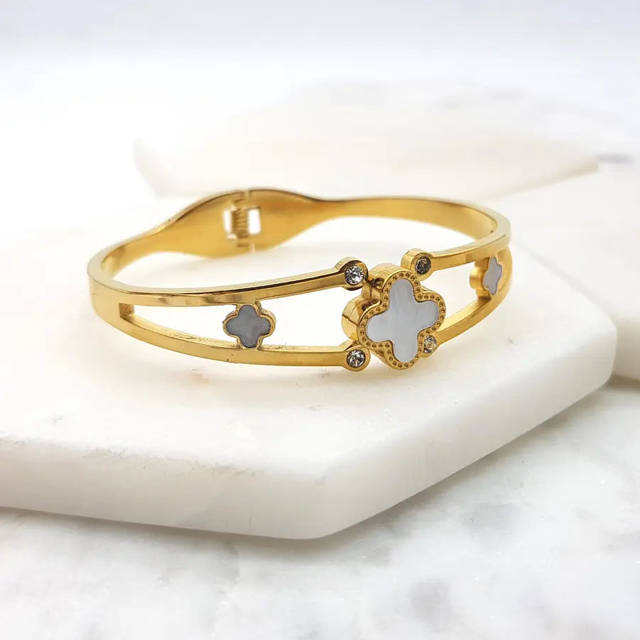 Chrysalini 3 Clover Bangle- EB6072