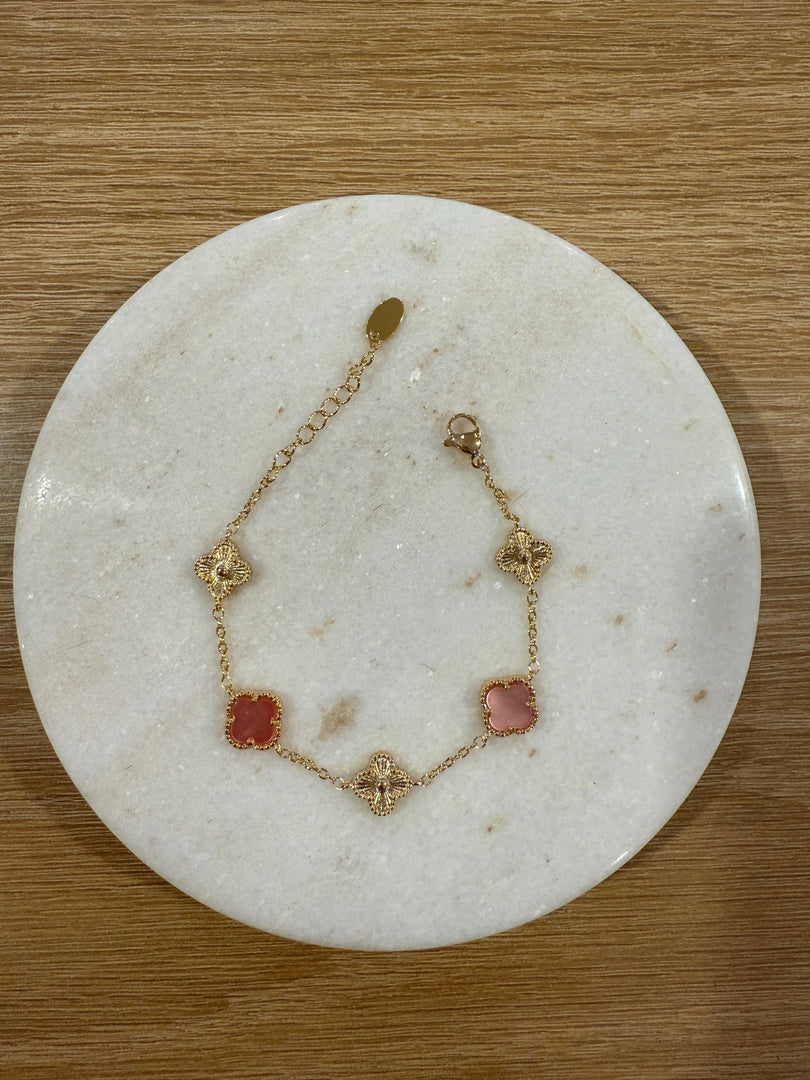 Chrysalini Mother of Pearl Clover Bracelet-Gold DB3500