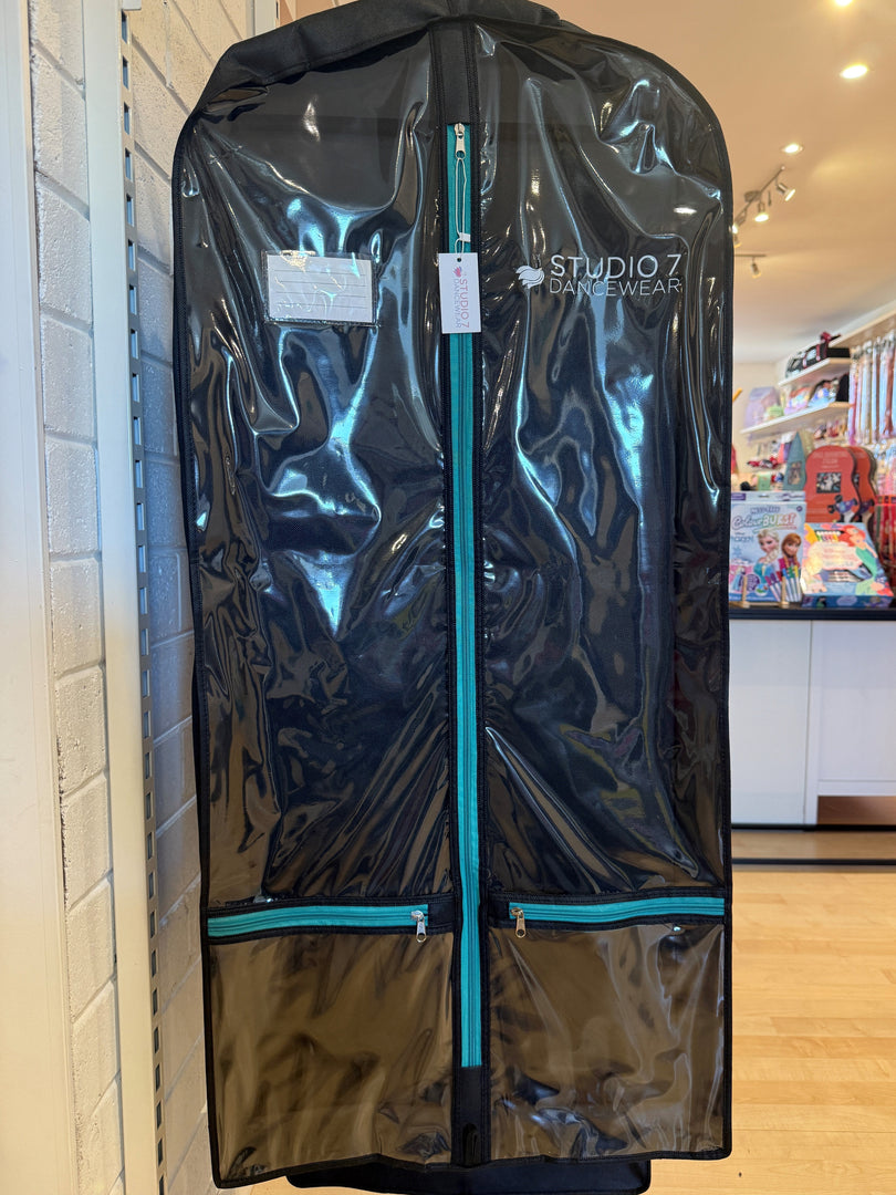 Studio 7 Short Garment Bag